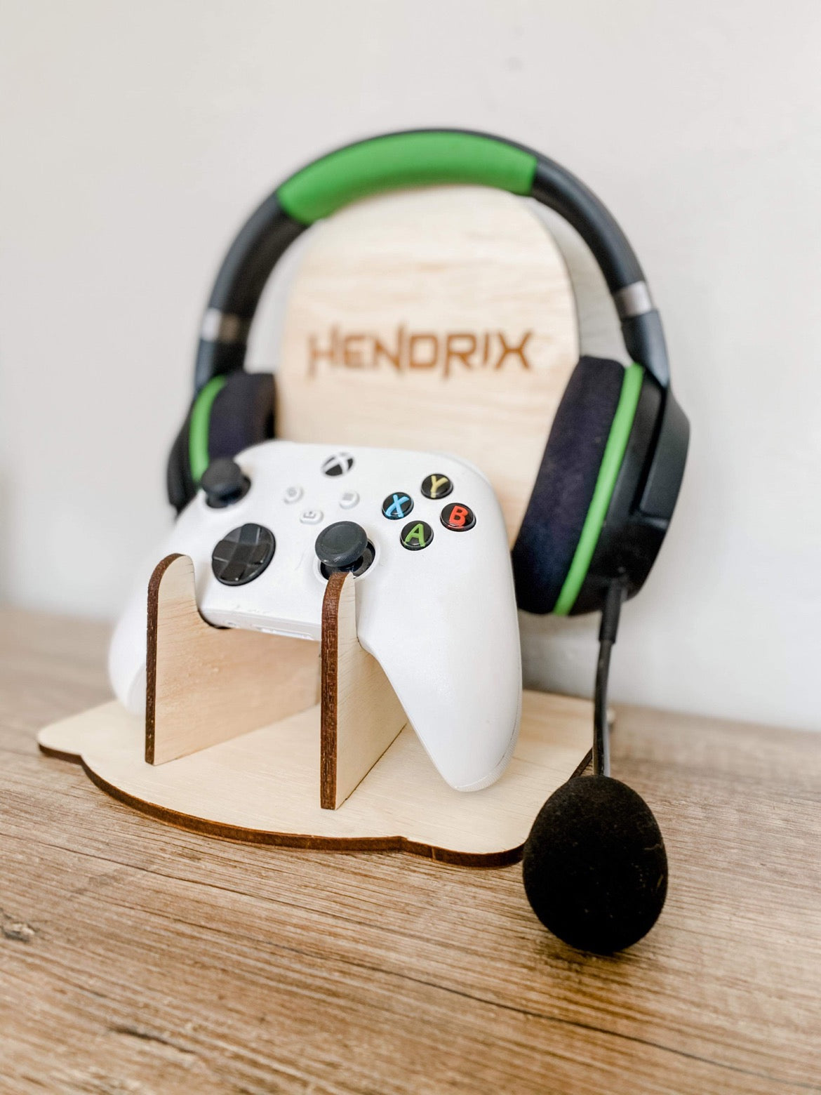 XBox/ PS5 Personalized Gaming Controller & Headset Stand