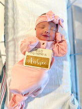 Load image into Gallery viewer, Personalized Baby Wood Name Tag Sign